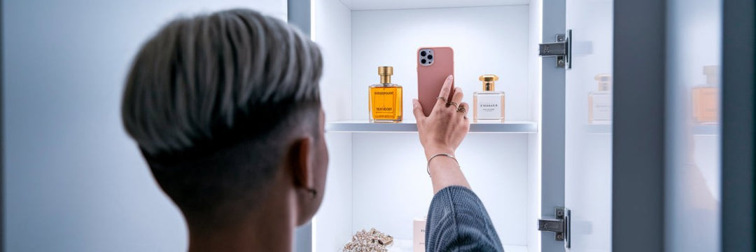 A 2025 Guide to Matching Your iPhone Case with Seasonal Styles - COCOMII