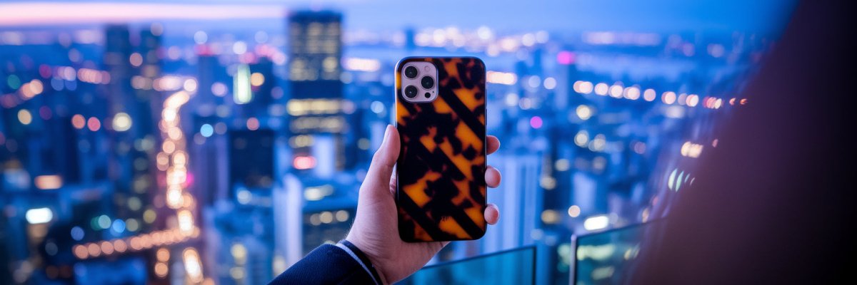 The Best Rectangle iPhone Cases for Travelers Who Value Style and Durability - COCOMII