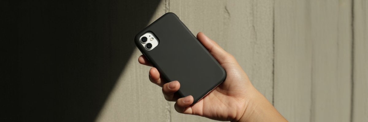 Why the Rectangle Case Is the Definitive Minimalist iPhone Accessory - COCOMII